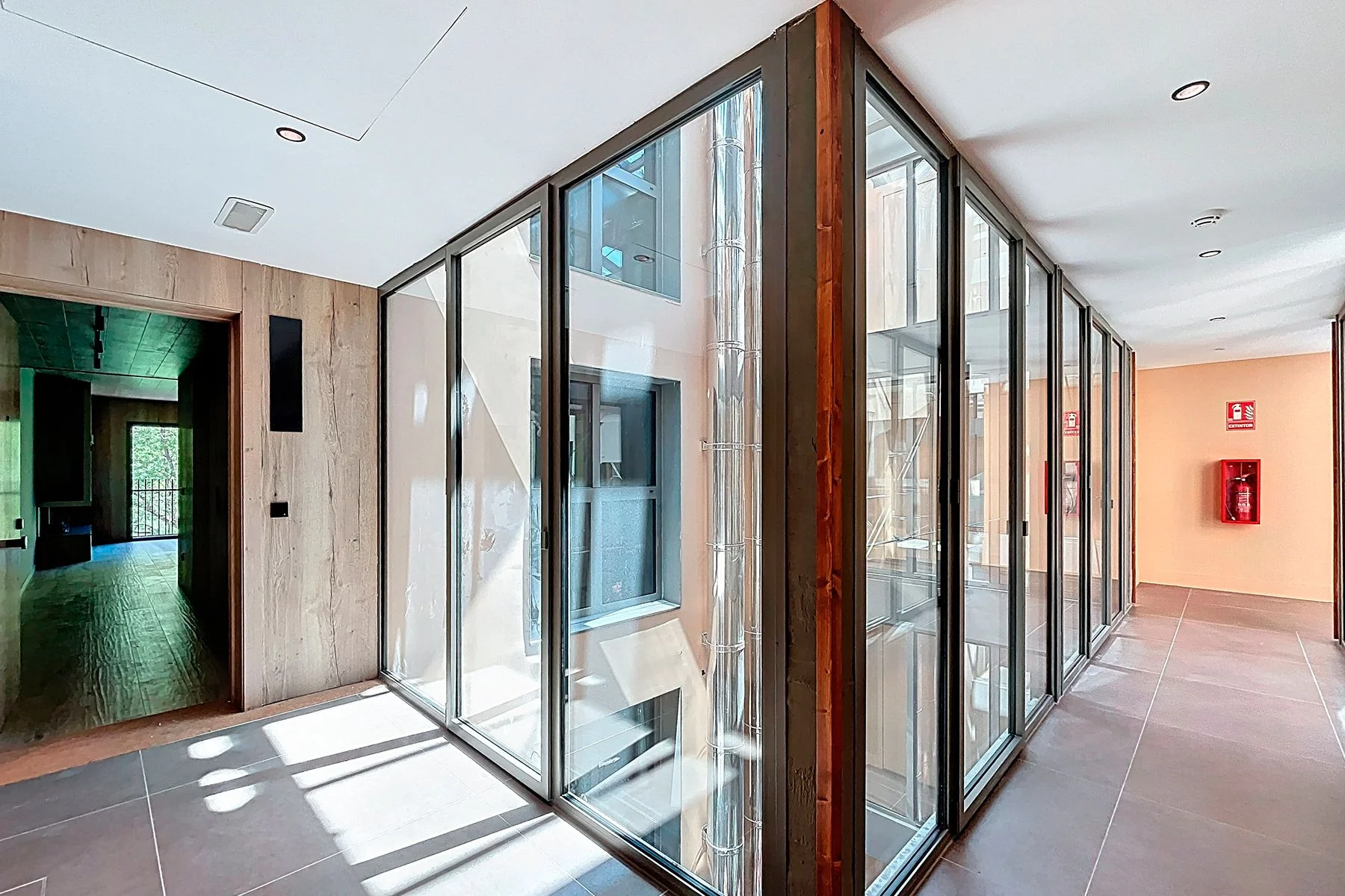 Apartamento de obra nueva de lujo y a pie de pistas para comprar en el Tarter