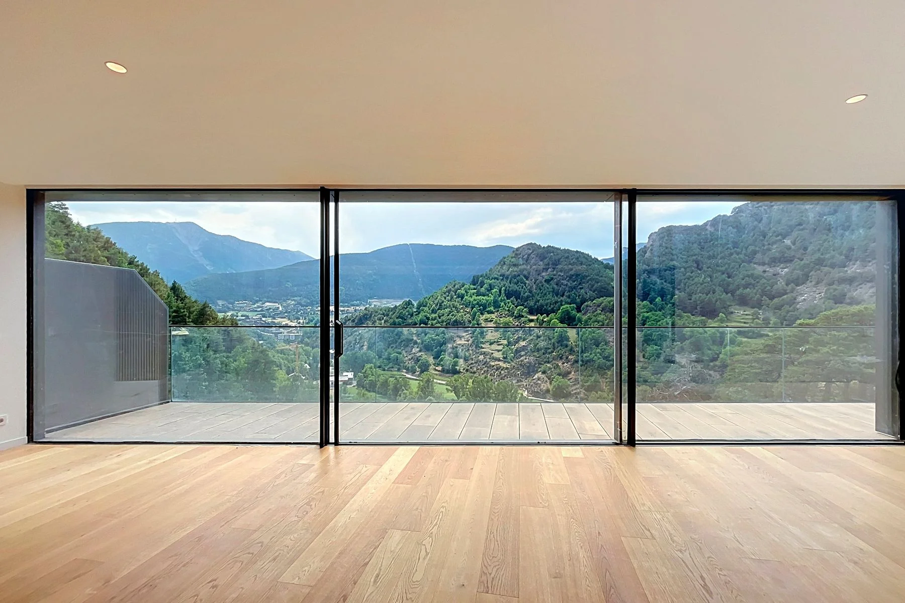 Piso de estilo único para comprar en Ordino