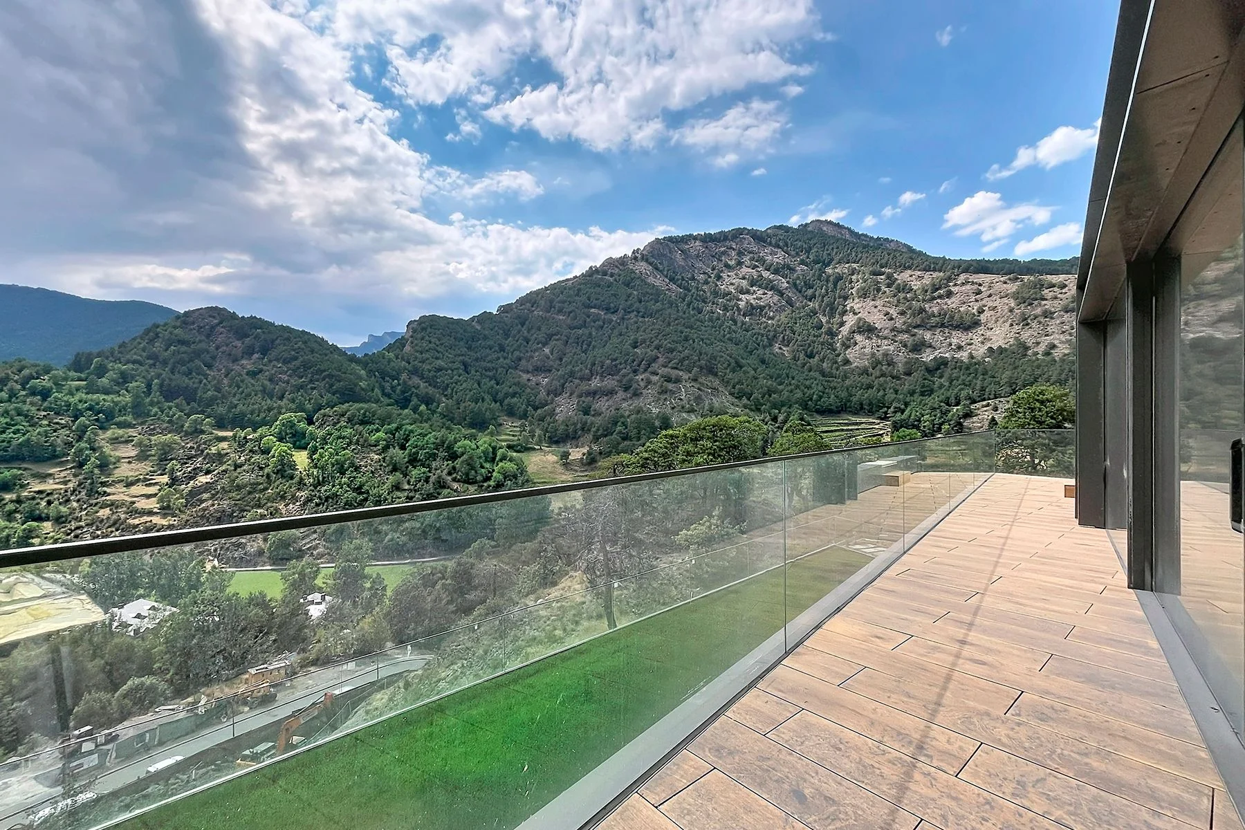 Piso de estilo único para comprar en Ordino