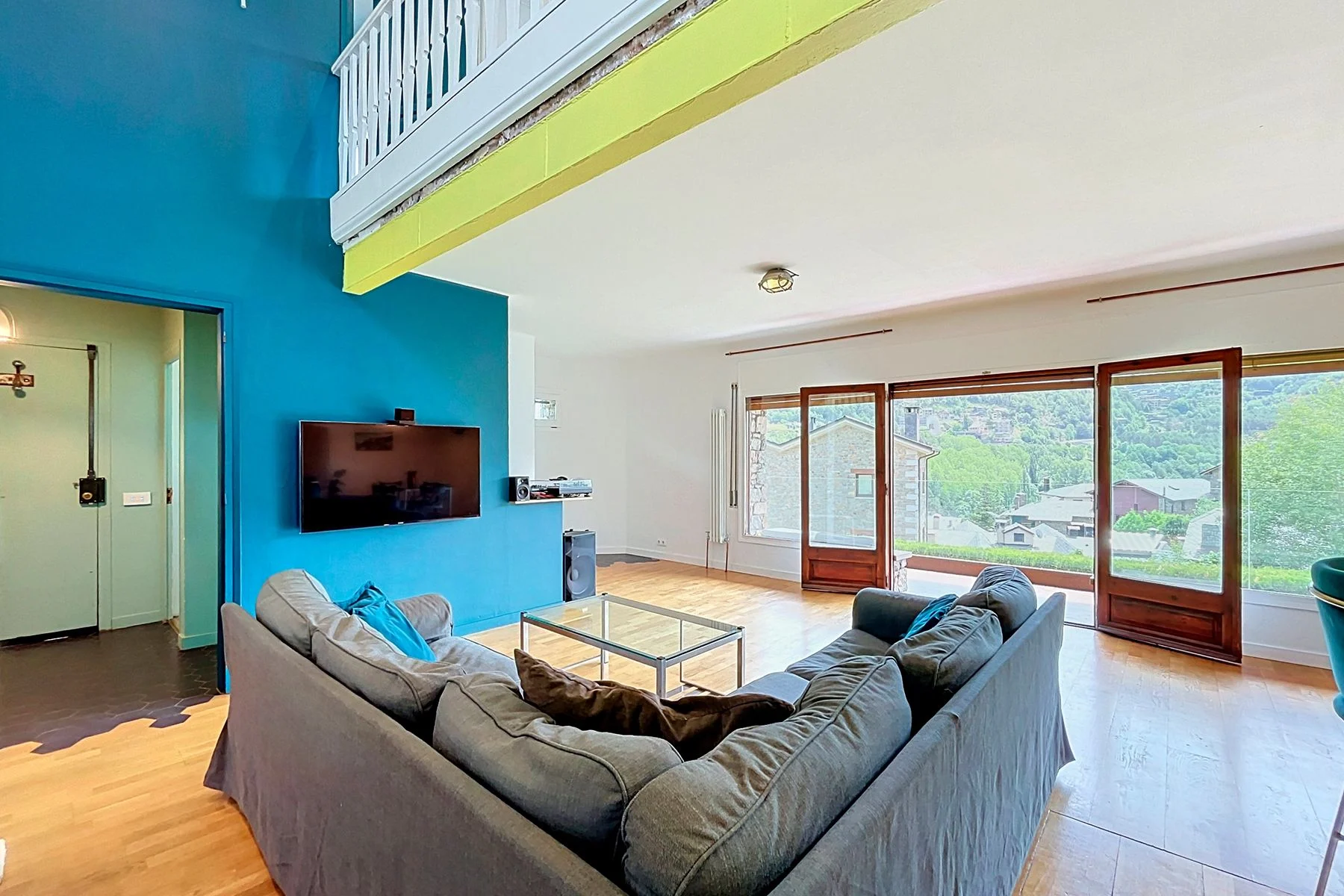 Chalet con gran jardín en venta en La Massana