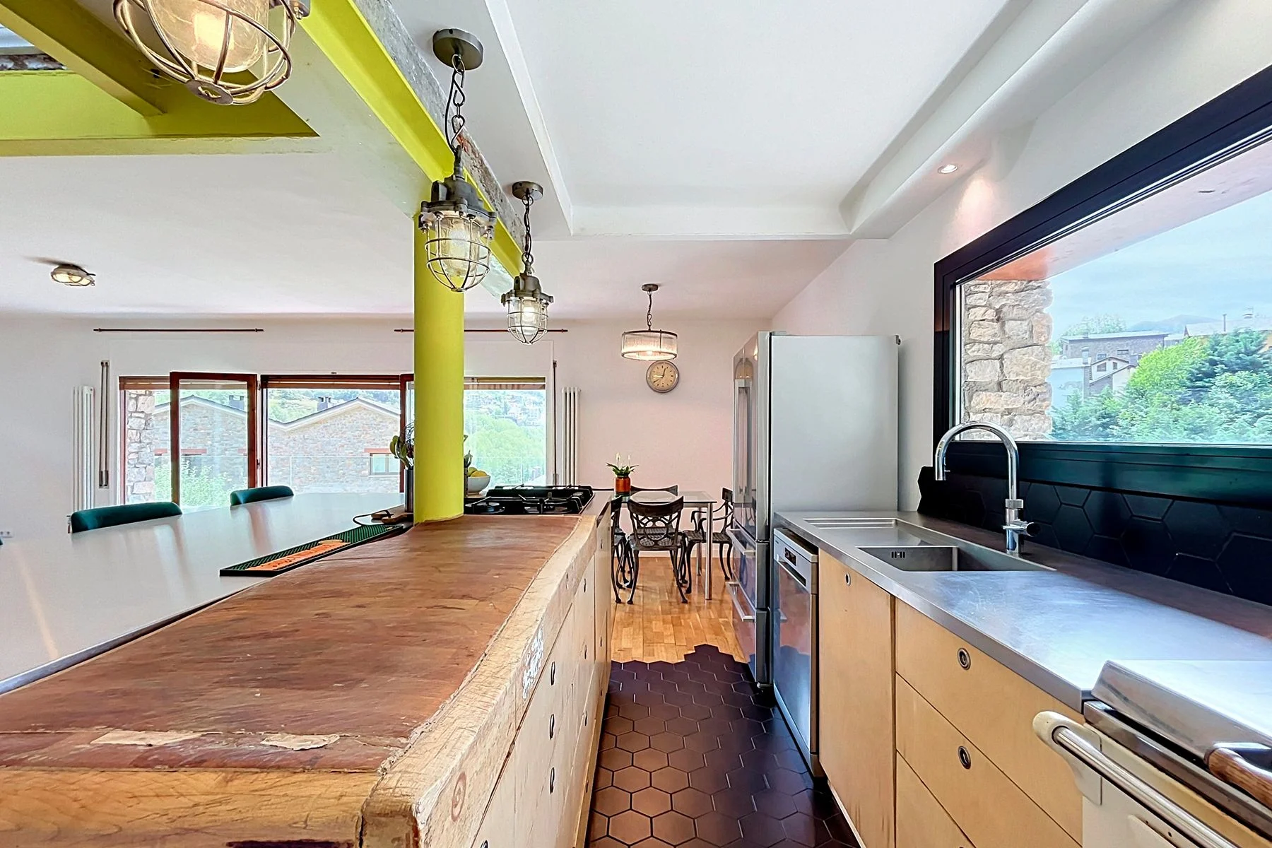 Chalet con gran jardín en venta en La Massana