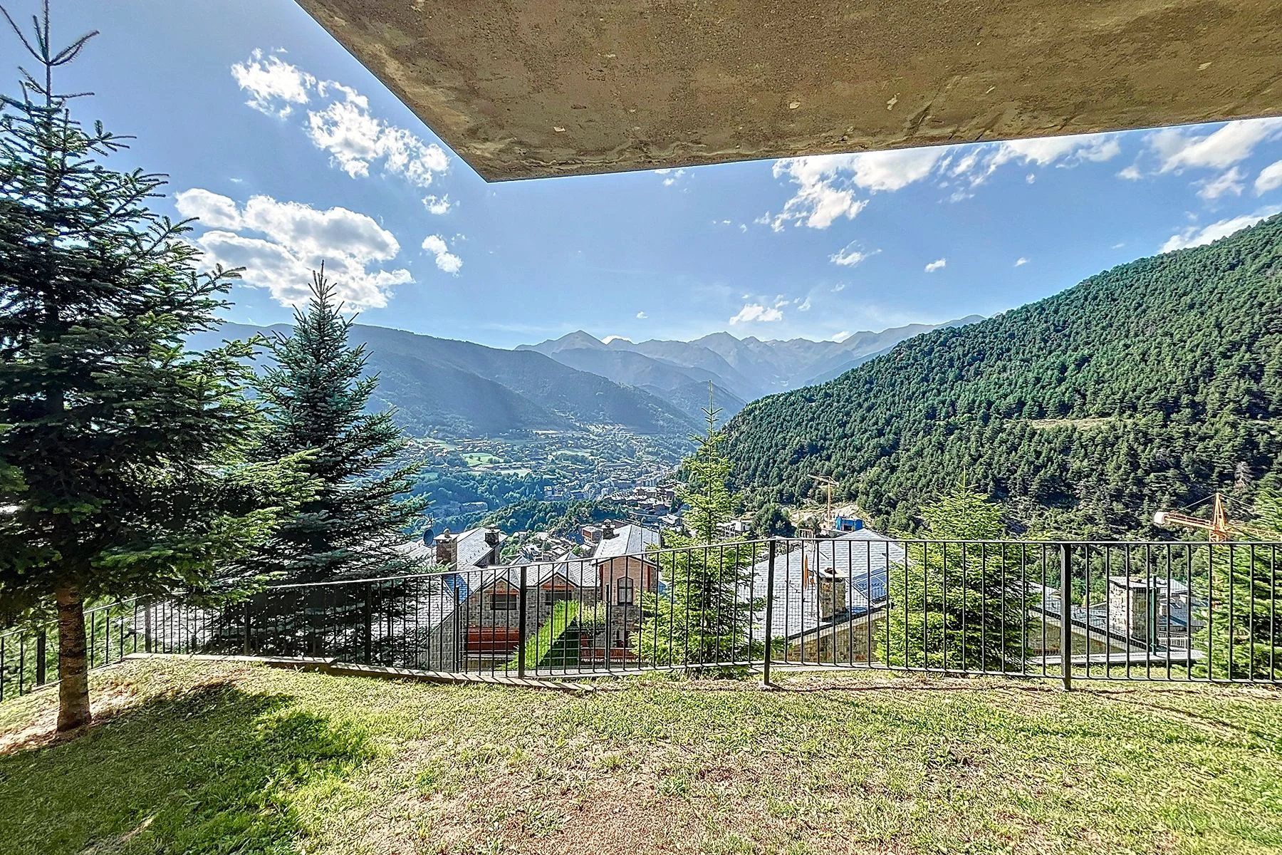 Exquisite Chalet for Rent in Anyós