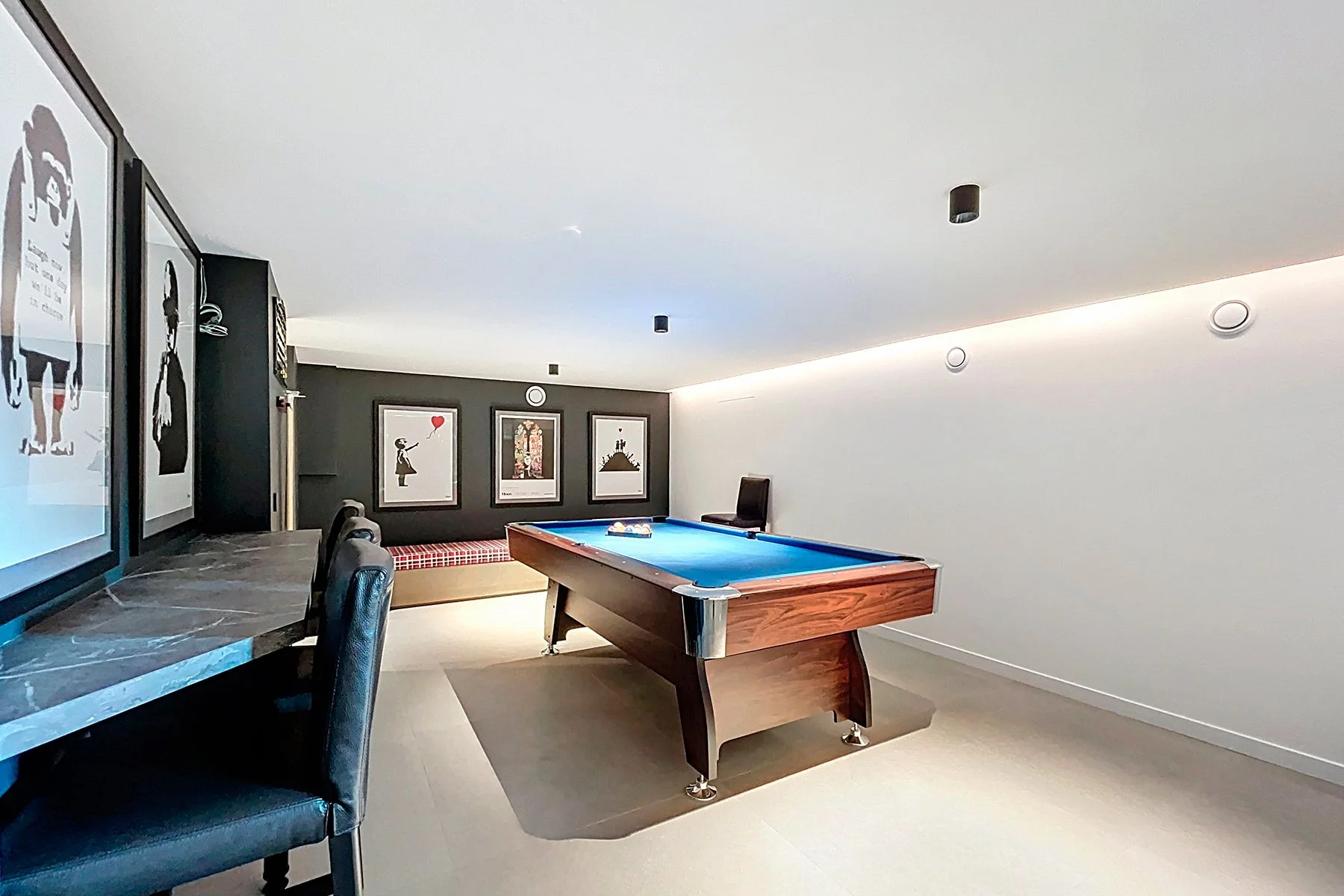 Exquisite Chalet for Rent in Anyós