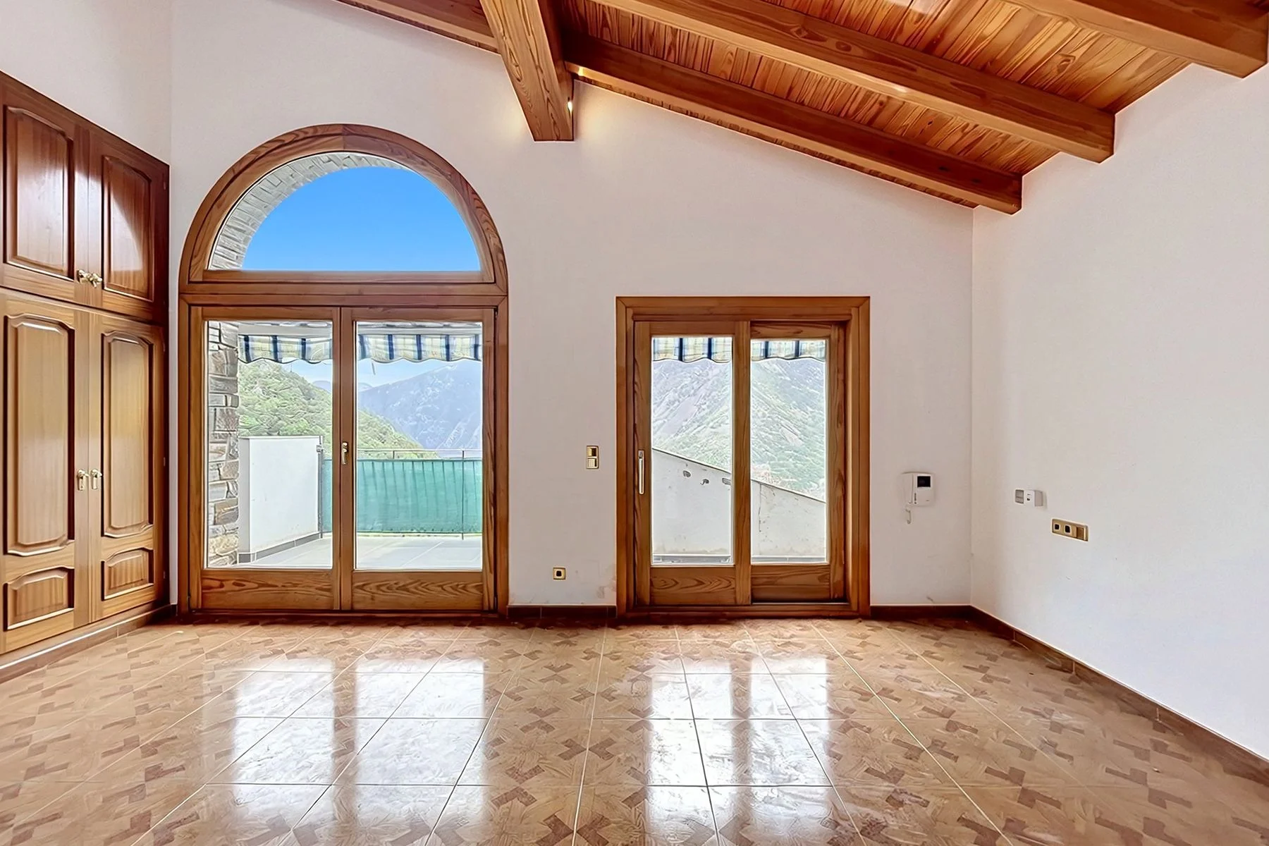 Unique Chalet for Rent in Escaldes
