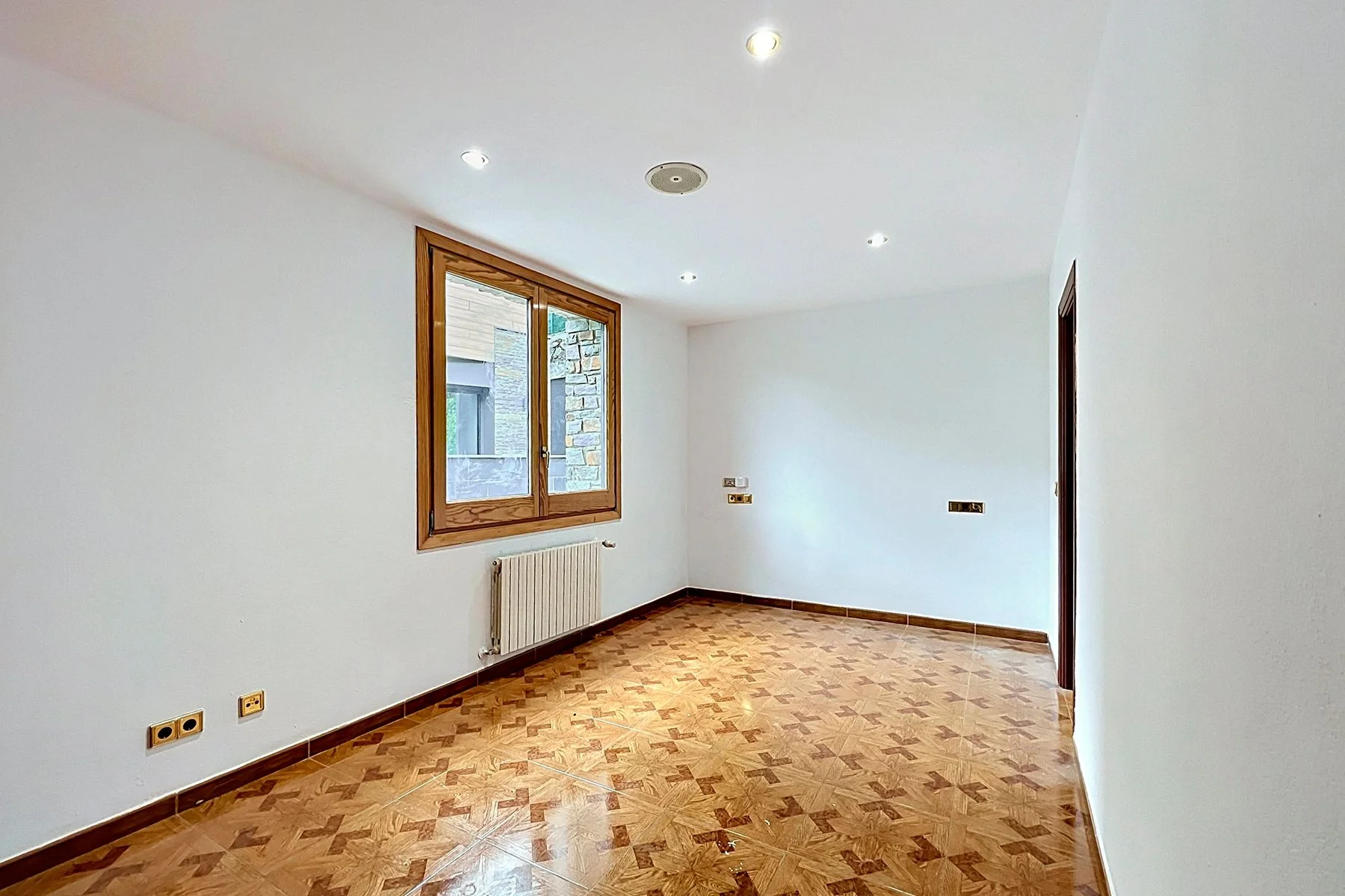 Unique Chalet for Rent in Escaldes