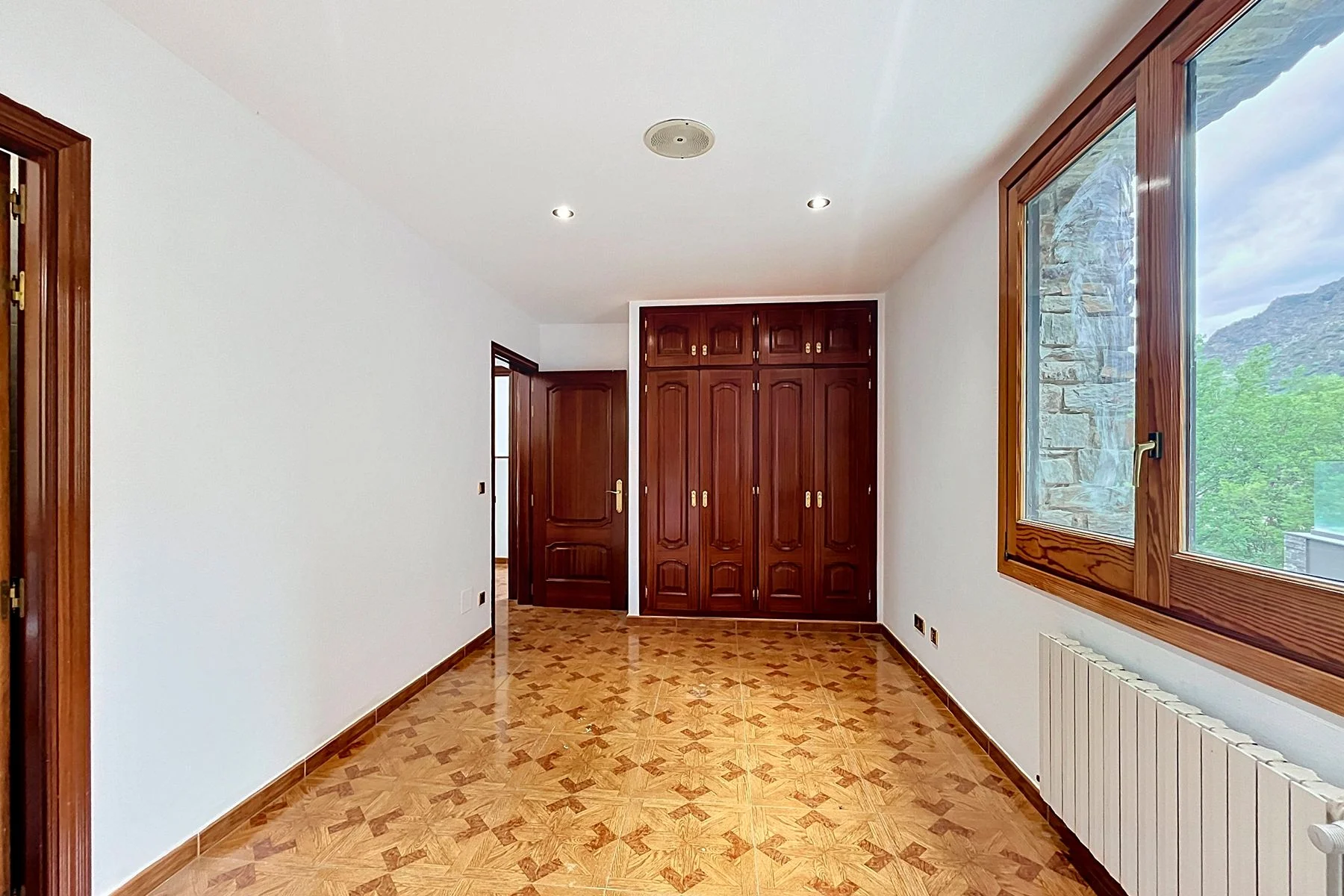 Unique Chalet for Rent in Escaldes