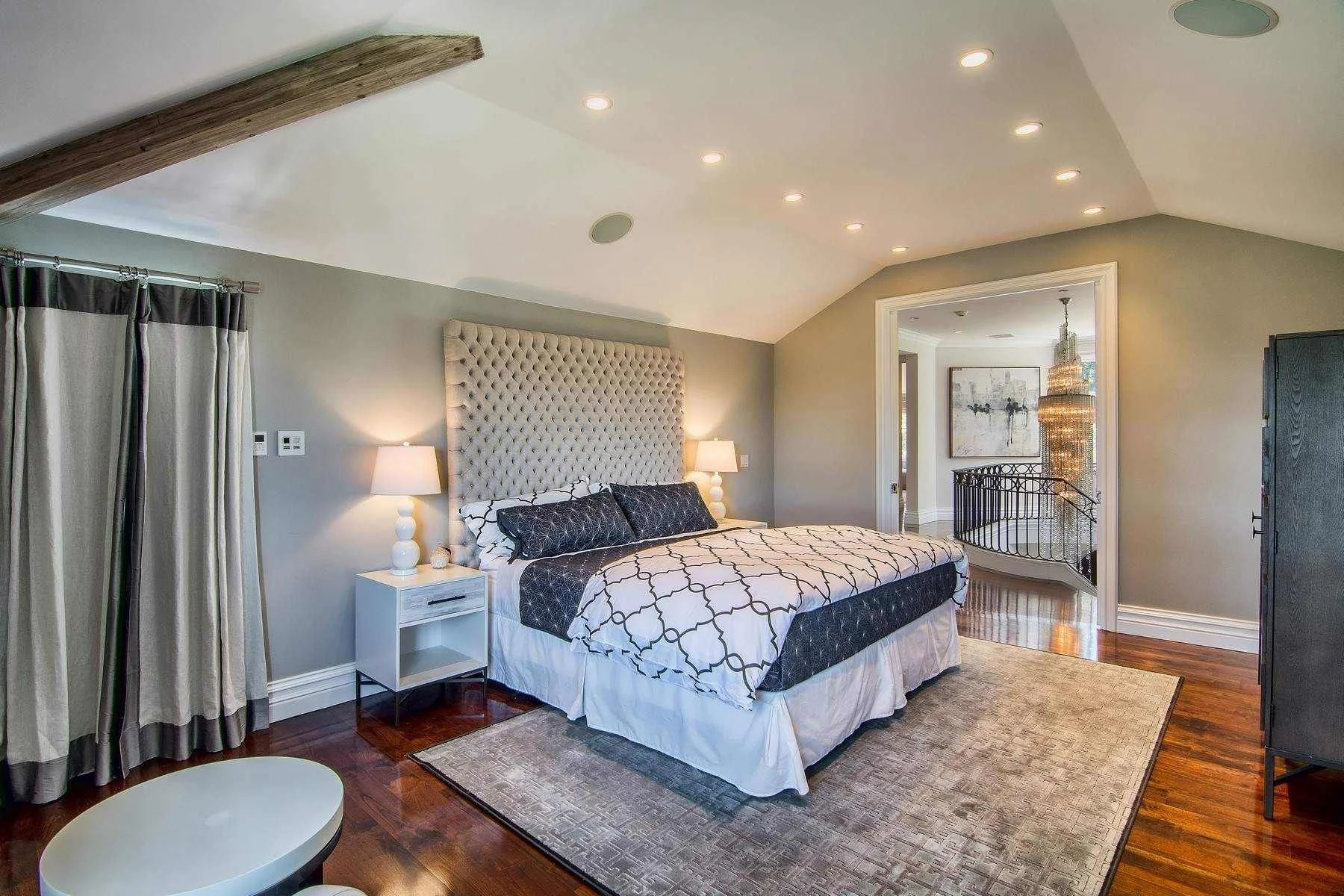 Chalet -torre de compra en California