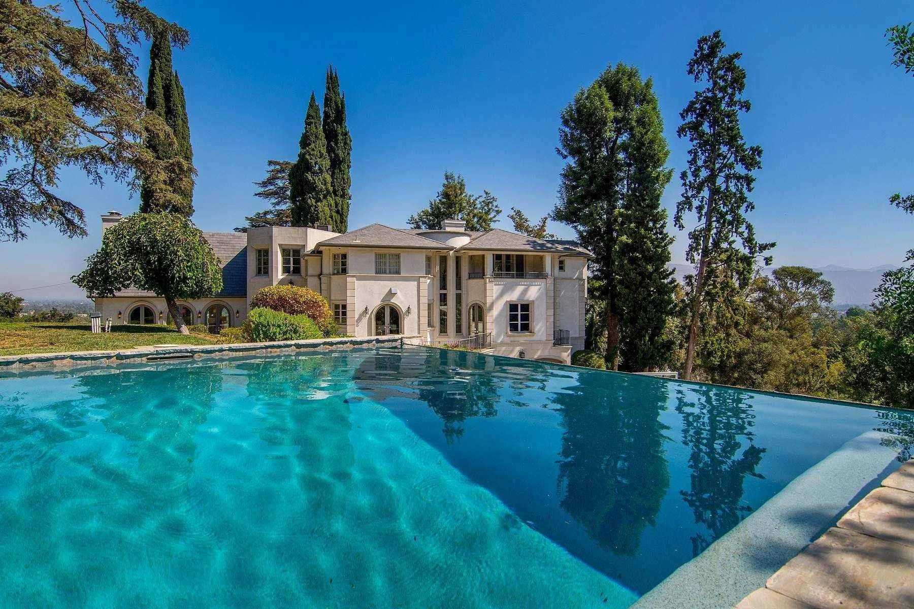 Chalet -torre de compra en California