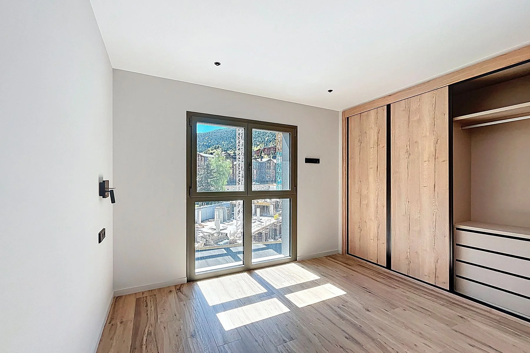 Apartamento de lujo de obra nueva para comprar a pie de pistas del Tarter
