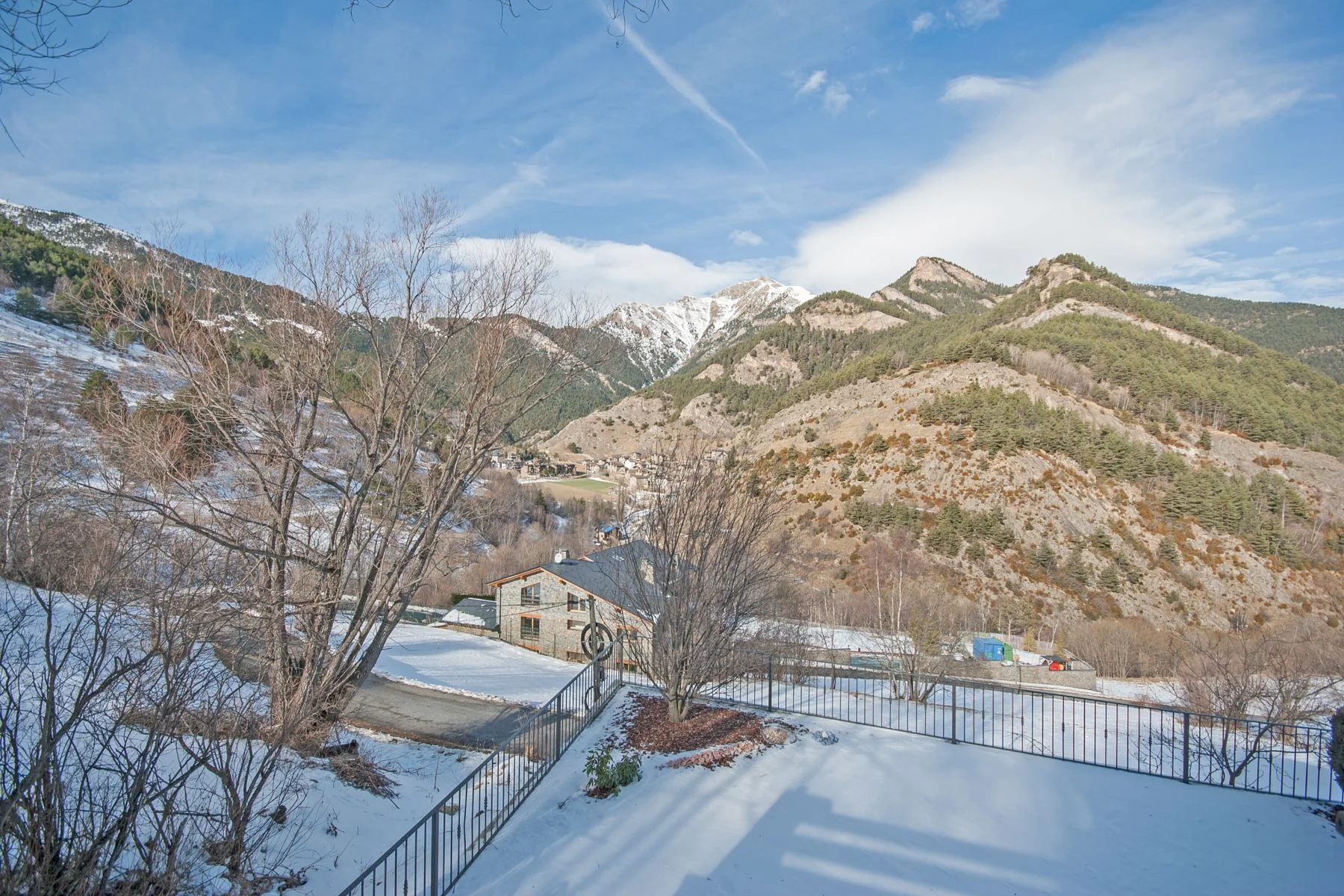 Lujoso chalet para comprar, ubicado en una idílica zona de Andorra