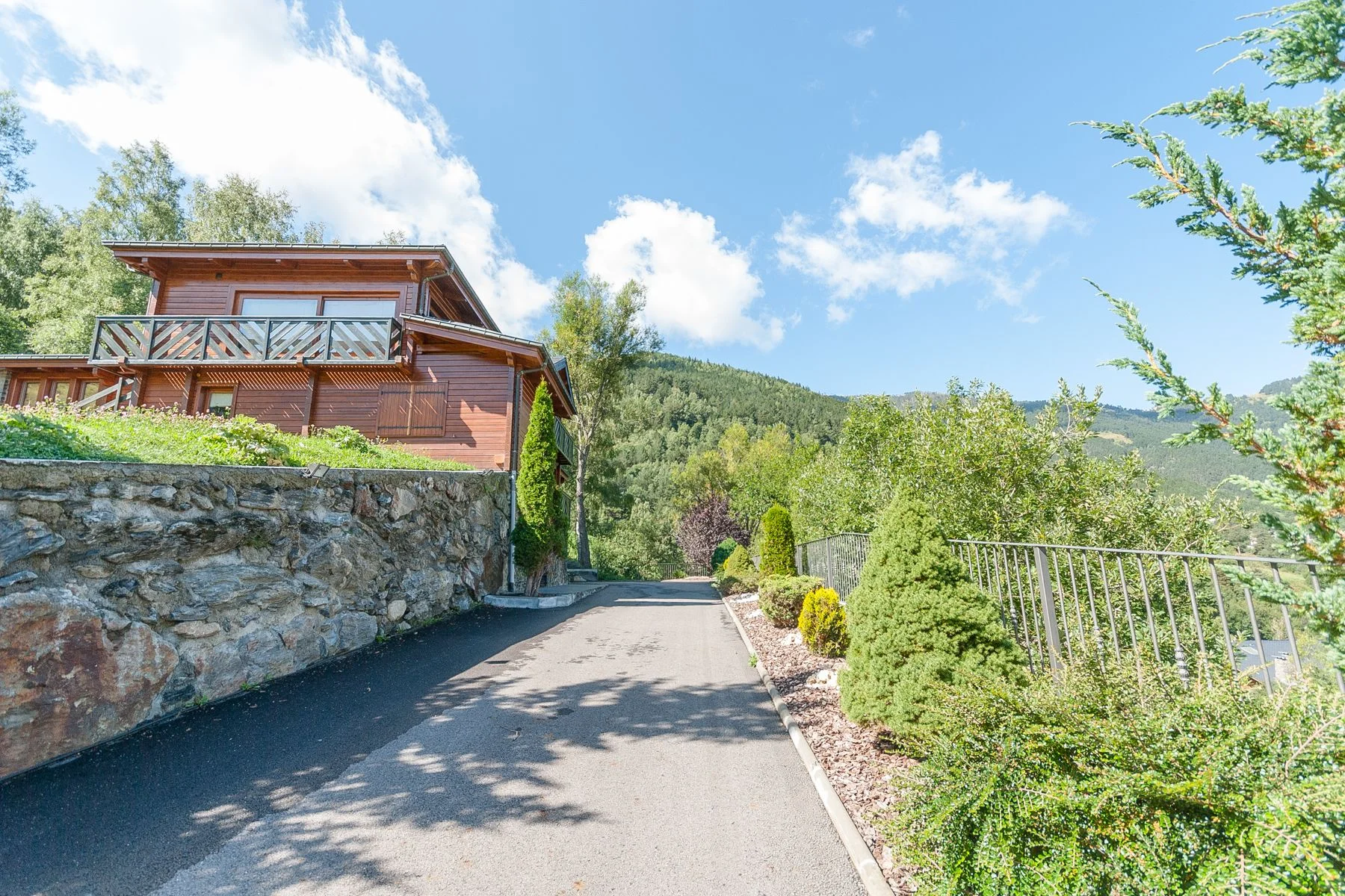 Lujoso chalet para comprar, ubicado en una idílica zona de Andorra