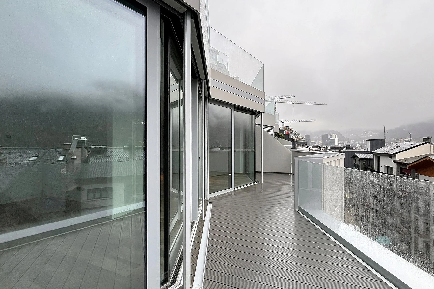 Apartamento de lujo en venta en la Av. Meritxell. ¡Ideal para inversores!