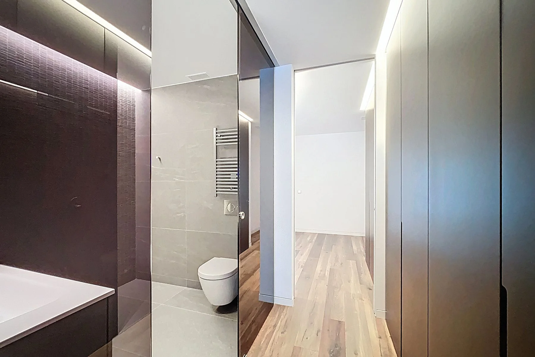 Apartamento de lujo en venta en la Av. Meritxell. ¡Ideal para inversores!