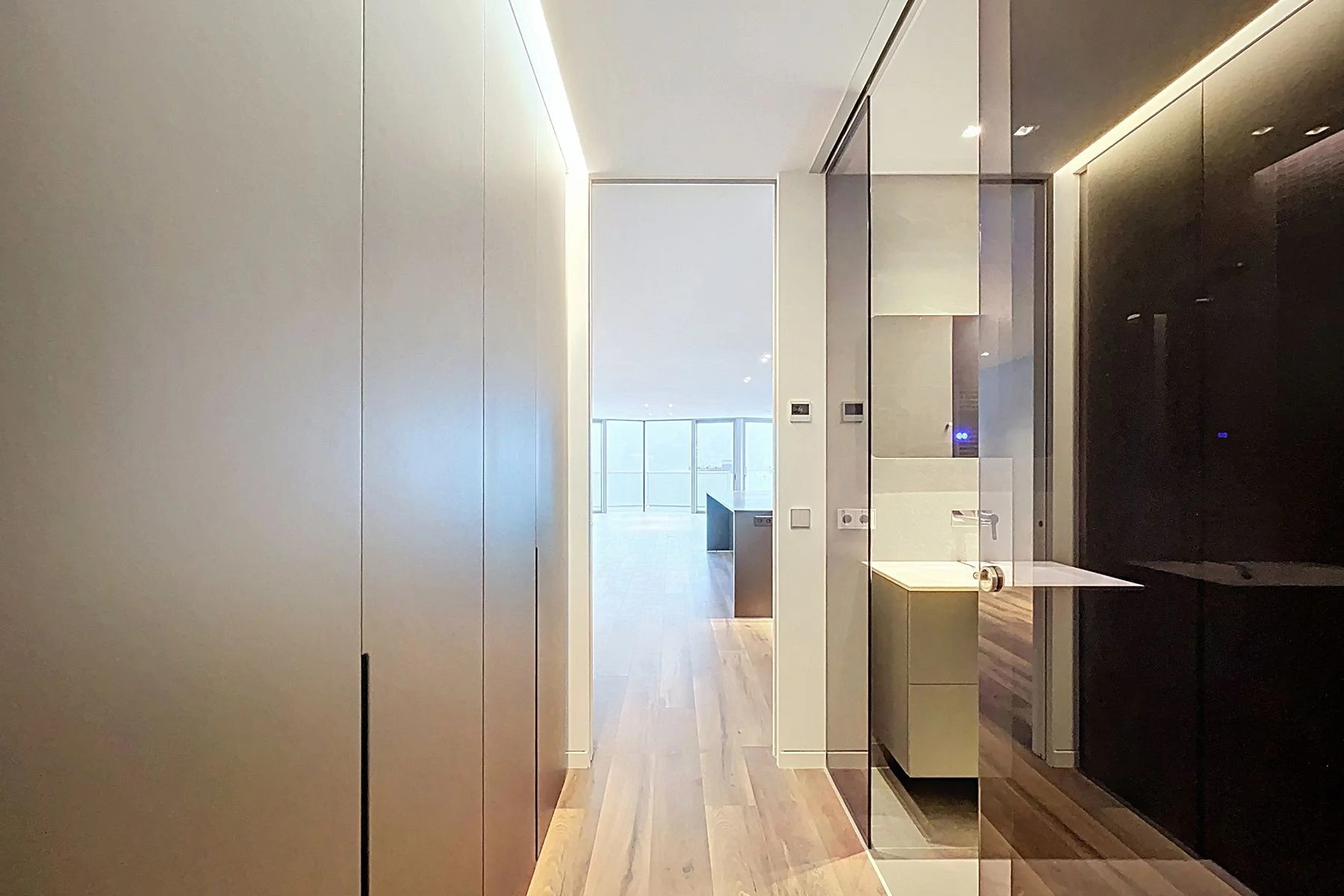 Apartamento de lujo en venta en la Av. Meritxell. ¡Ideal para inversores!
