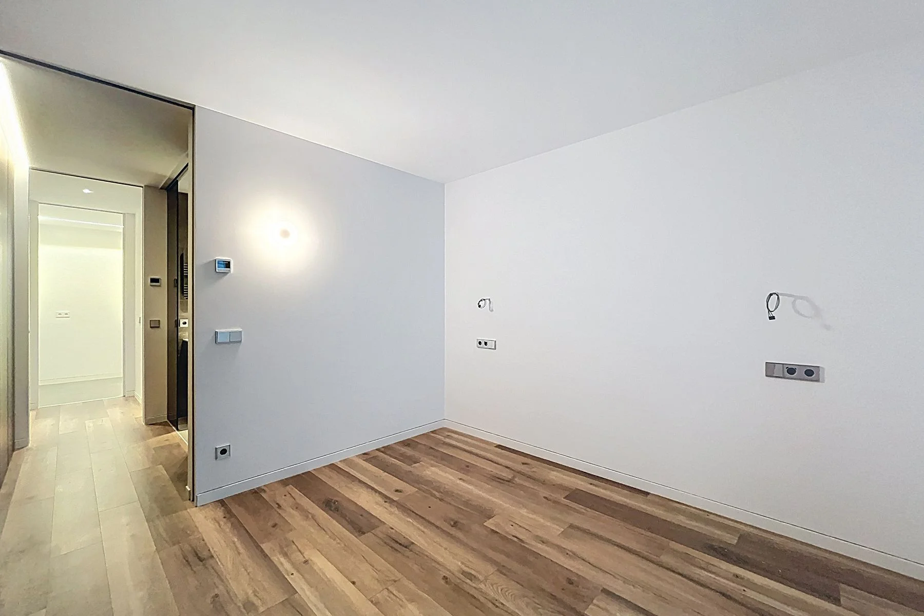 Apartamento de lujo en venta en la Av. Meritxell. ¡Ideal para inversores!