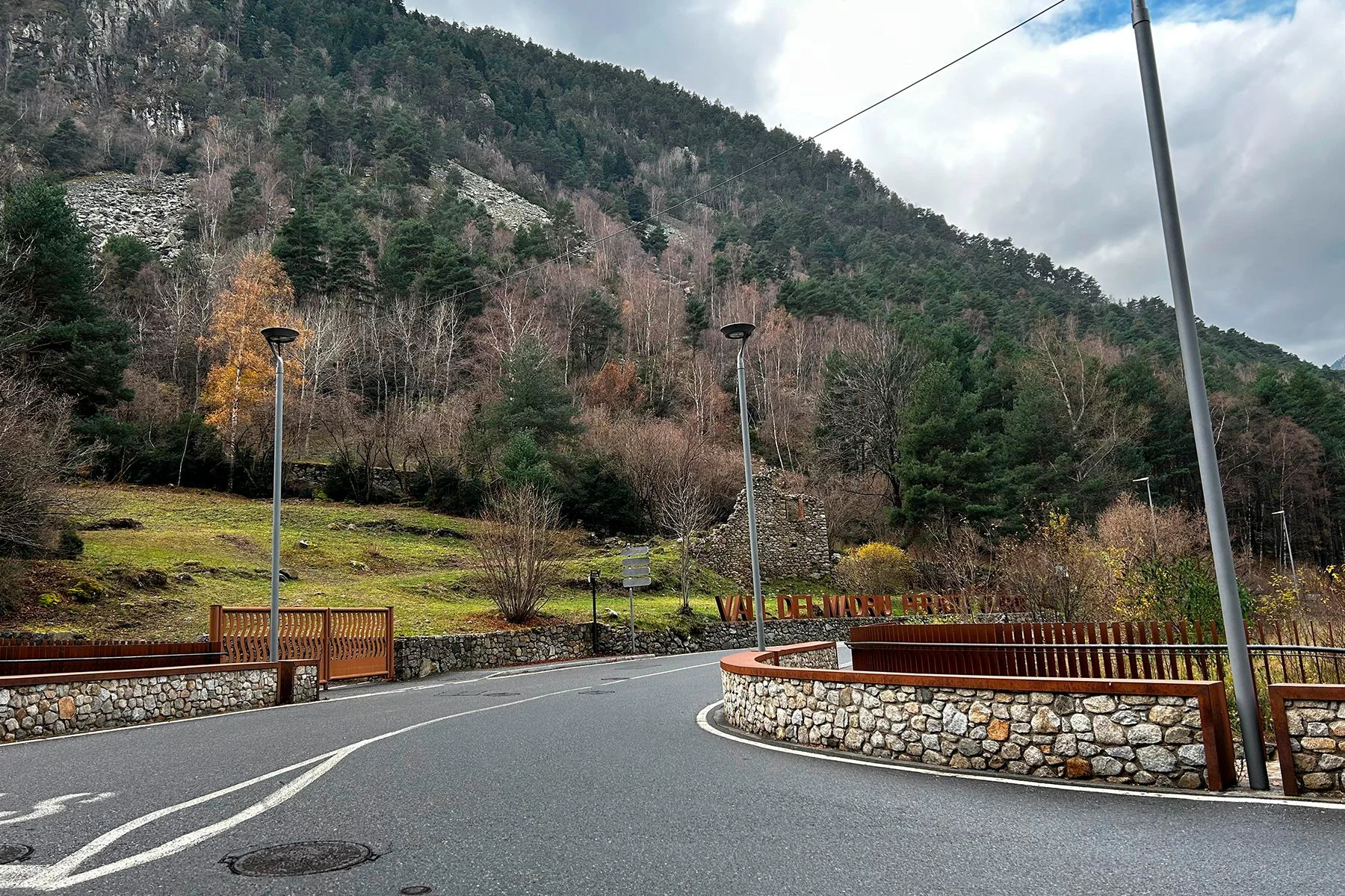 Exclusivo chalet de doble vivienda a la venta en Escaldes