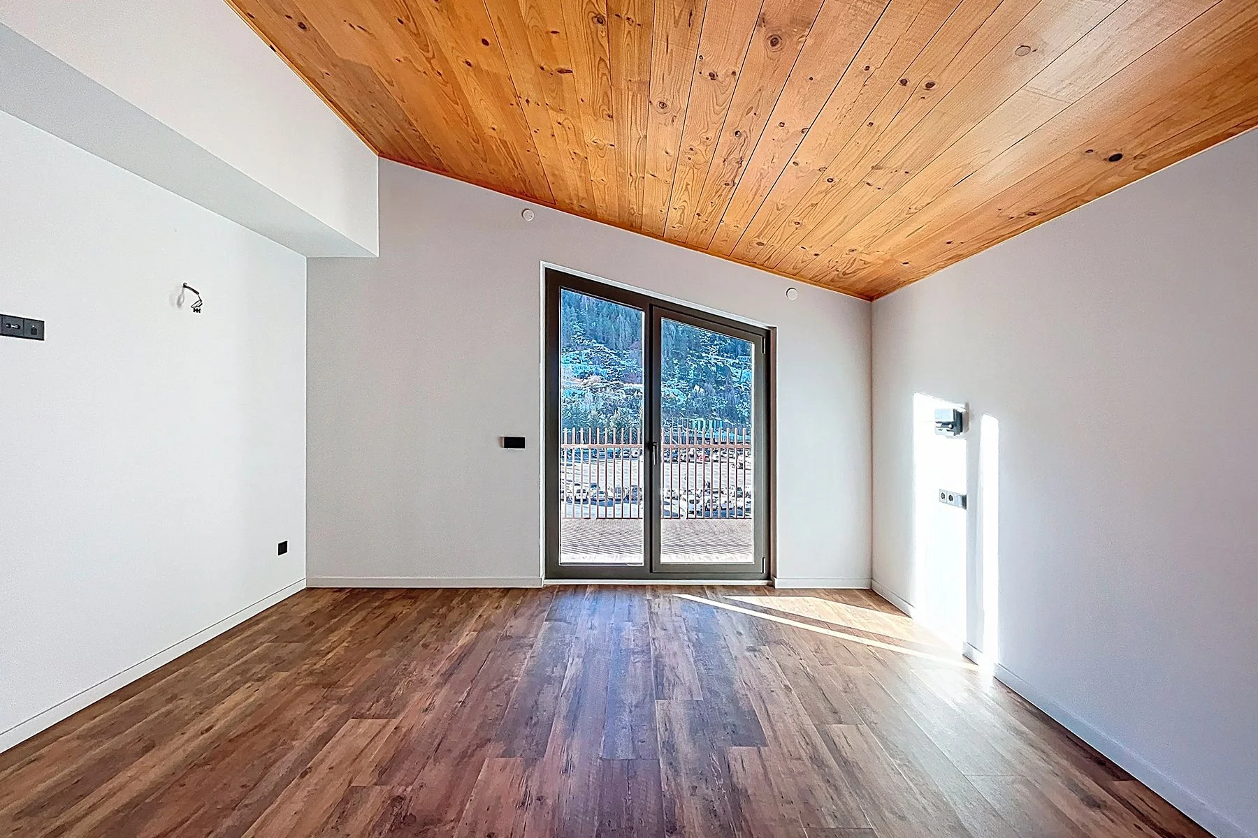 Exclusivo ático de lujo de obra nueva en venta en El Tarter