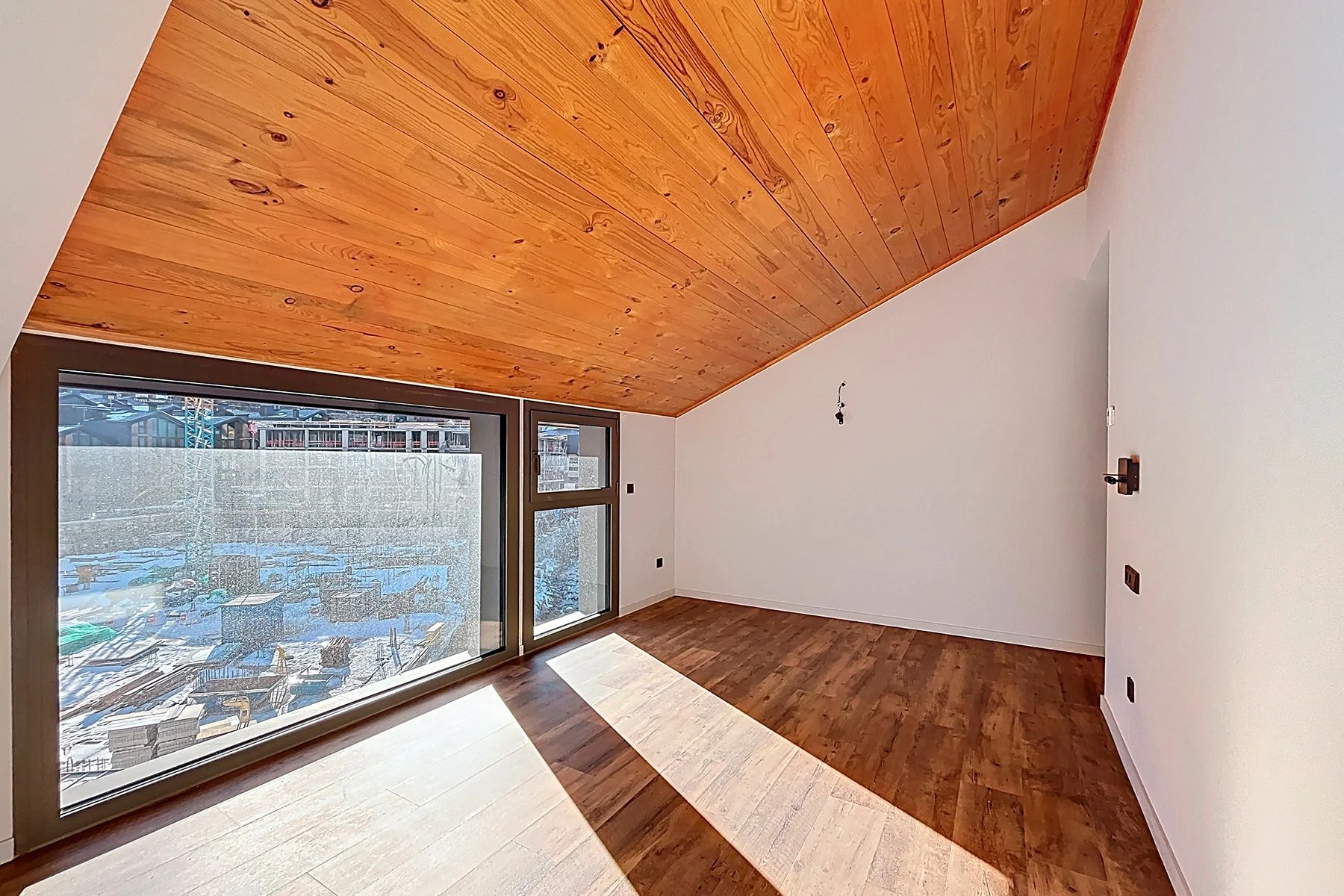 Exclusivo ático de lujo de obra nueva en venta en El Tarter