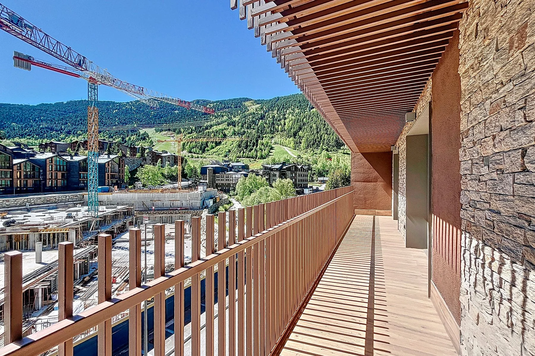 Apartamento de lujo de obra nueva para comprar a pie de pistas del Tarter