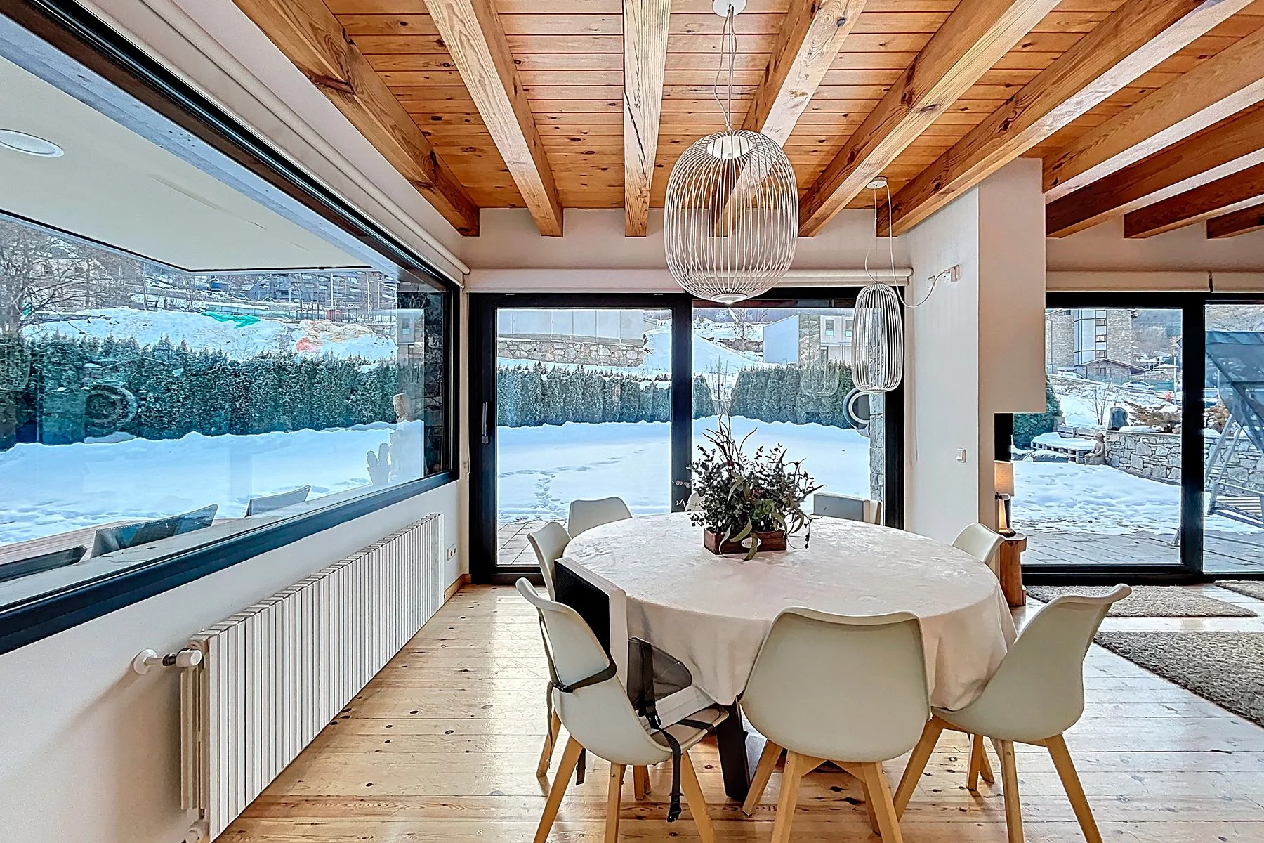 Exquisida casa de 3 plantes per comprar a Ordino