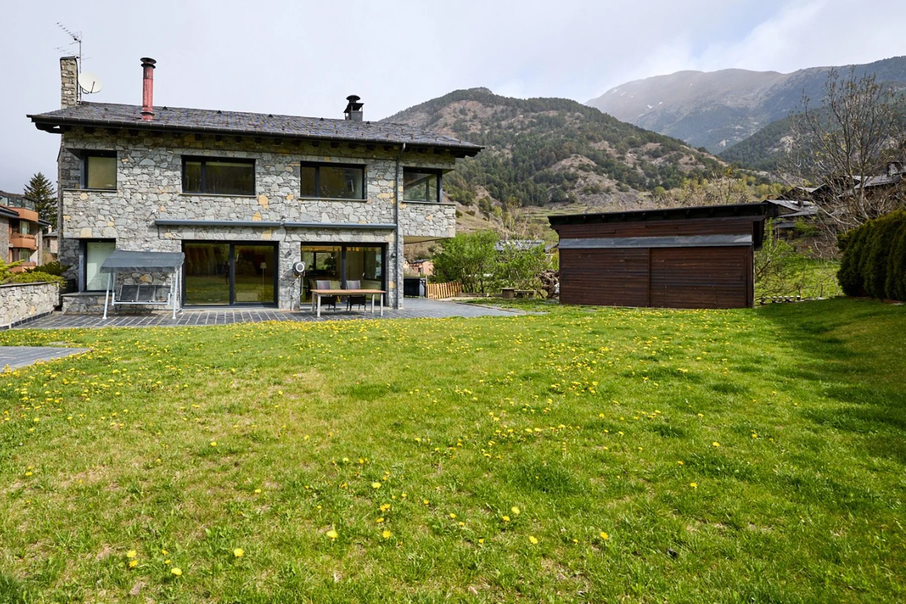 Exquisida casa de 3 plantes per comprar a Ordino