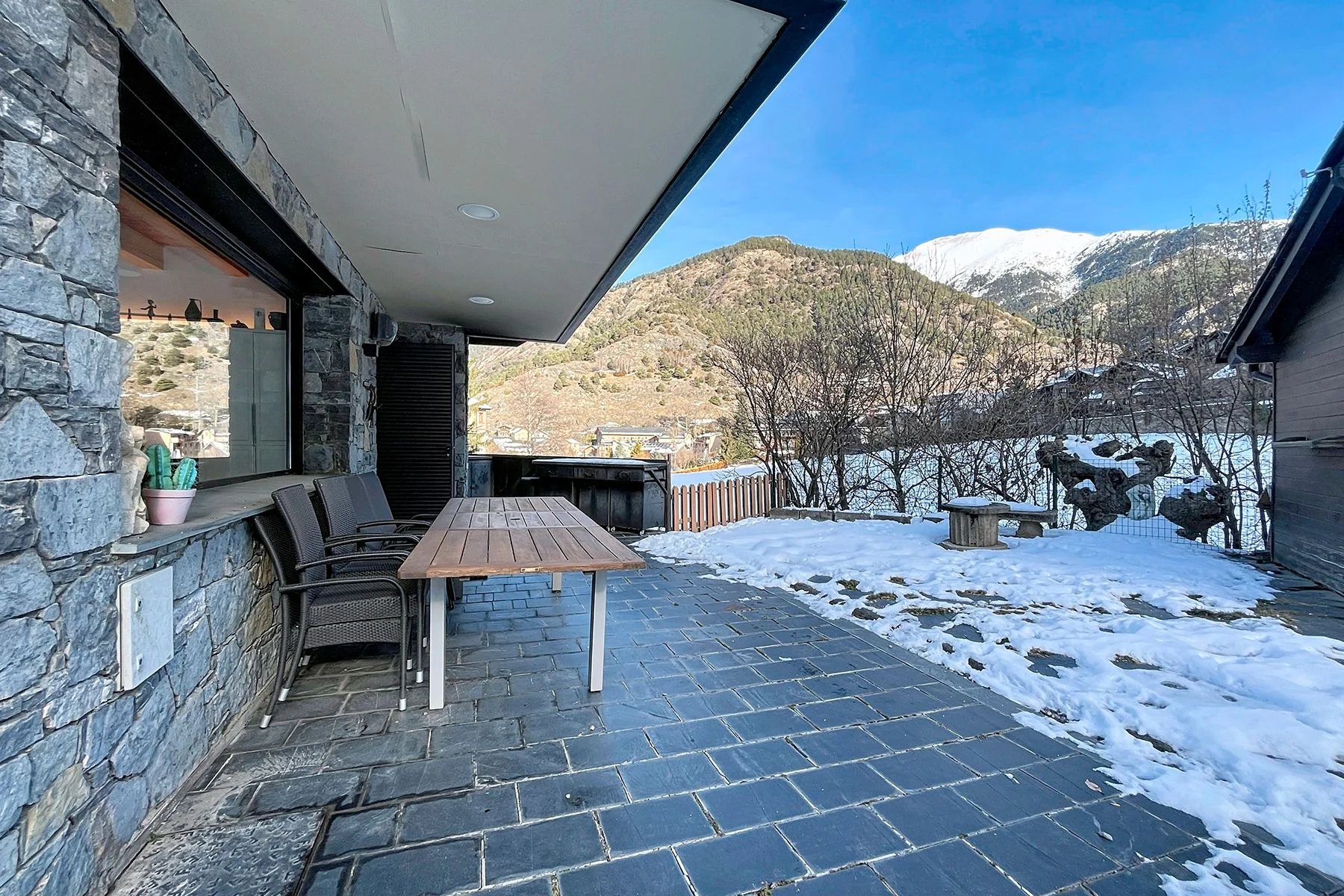 Exquisida casa de 3 plantes per comprar a Ordino