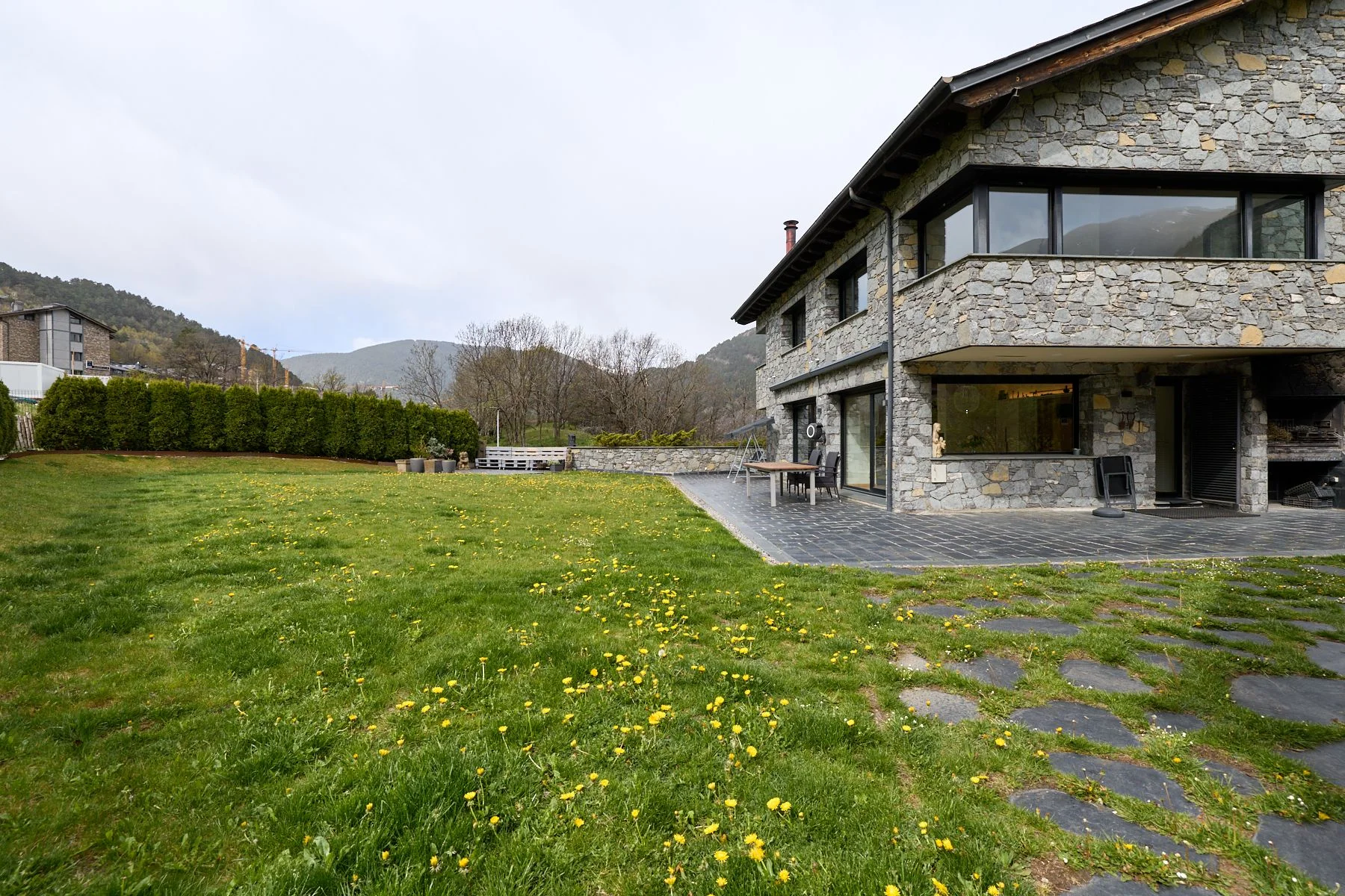 Exquisida casa de 3 plantes per comprar a Ordino