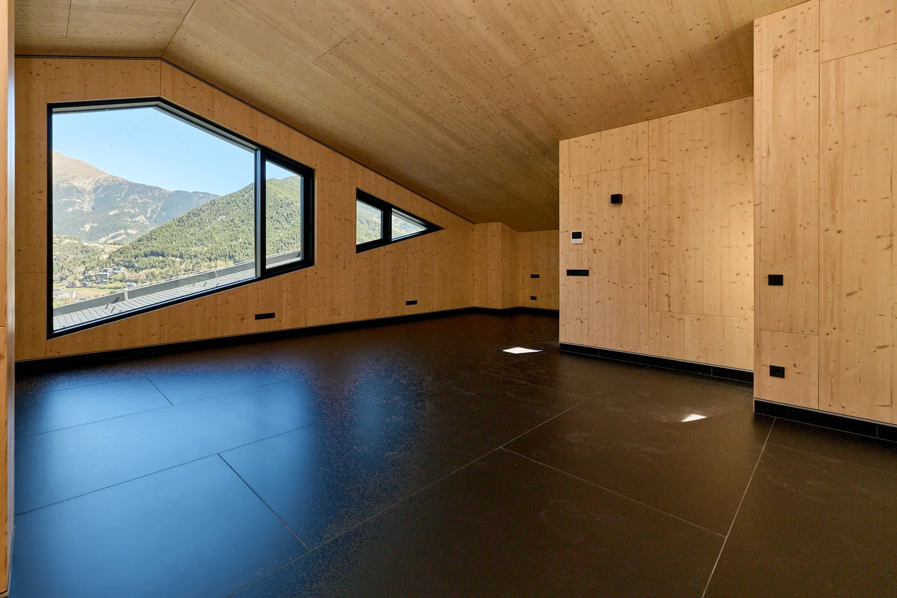 Cautivador chalet para comprar en Sispony, actualmente alquilado, Ideal inversores