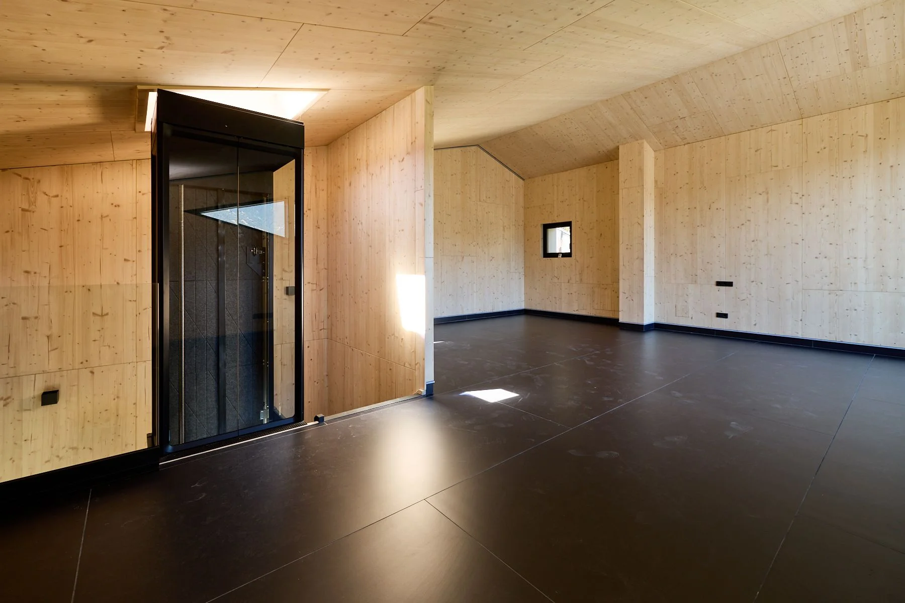 Cautivador chalet para comprar en Sispony, actualmente alquilado, Ideal inversores