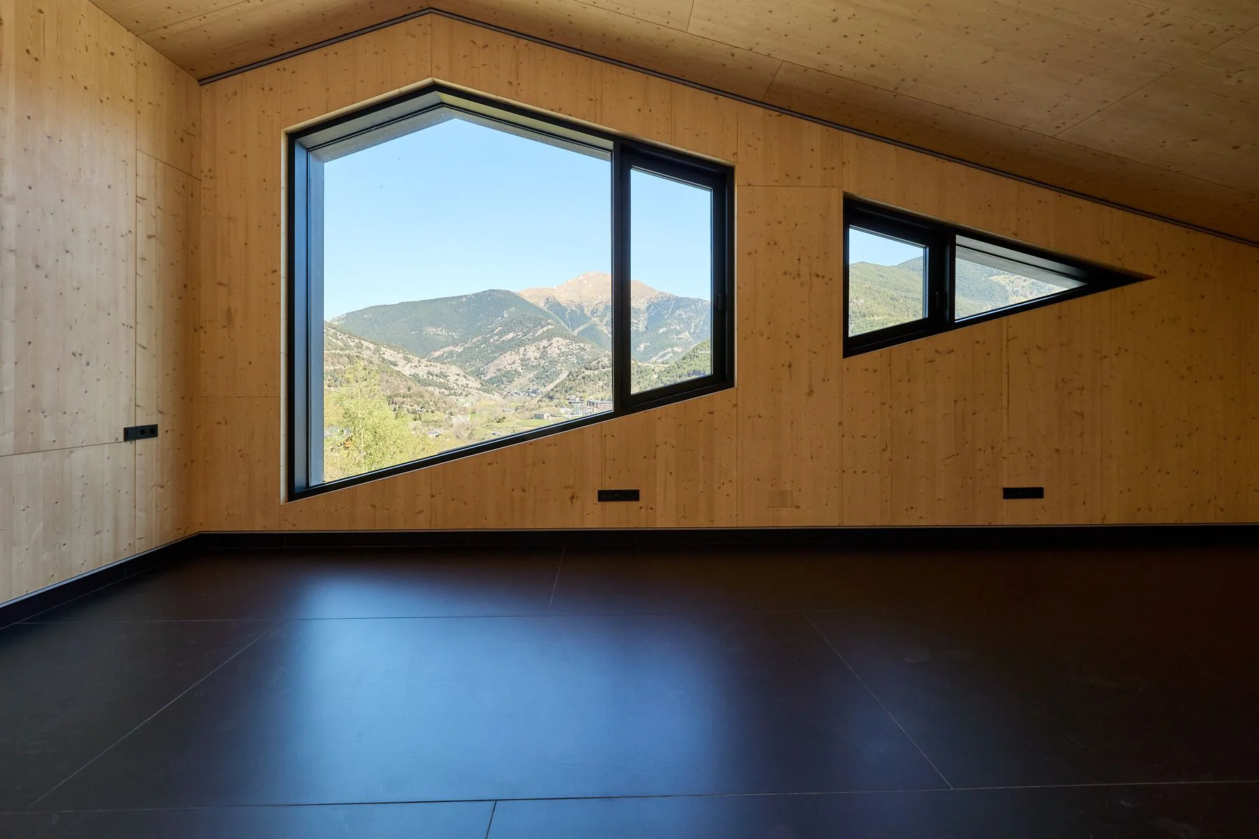 Cautivador chalet para comprar en Sispony, actualmente alquilado, Ideal inversores
