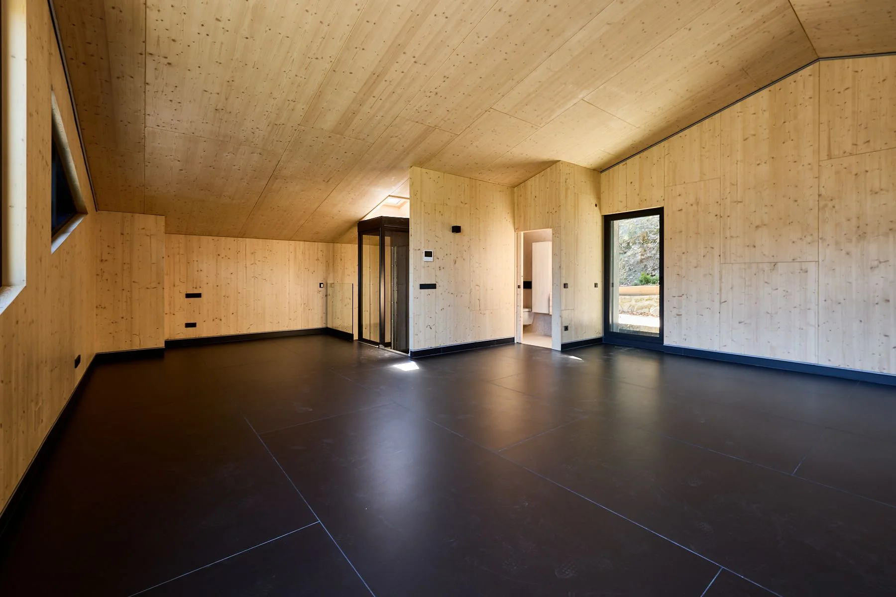 Cautivador chalet para comprar en Sispony, actualmente alquilado, Ideal inversores