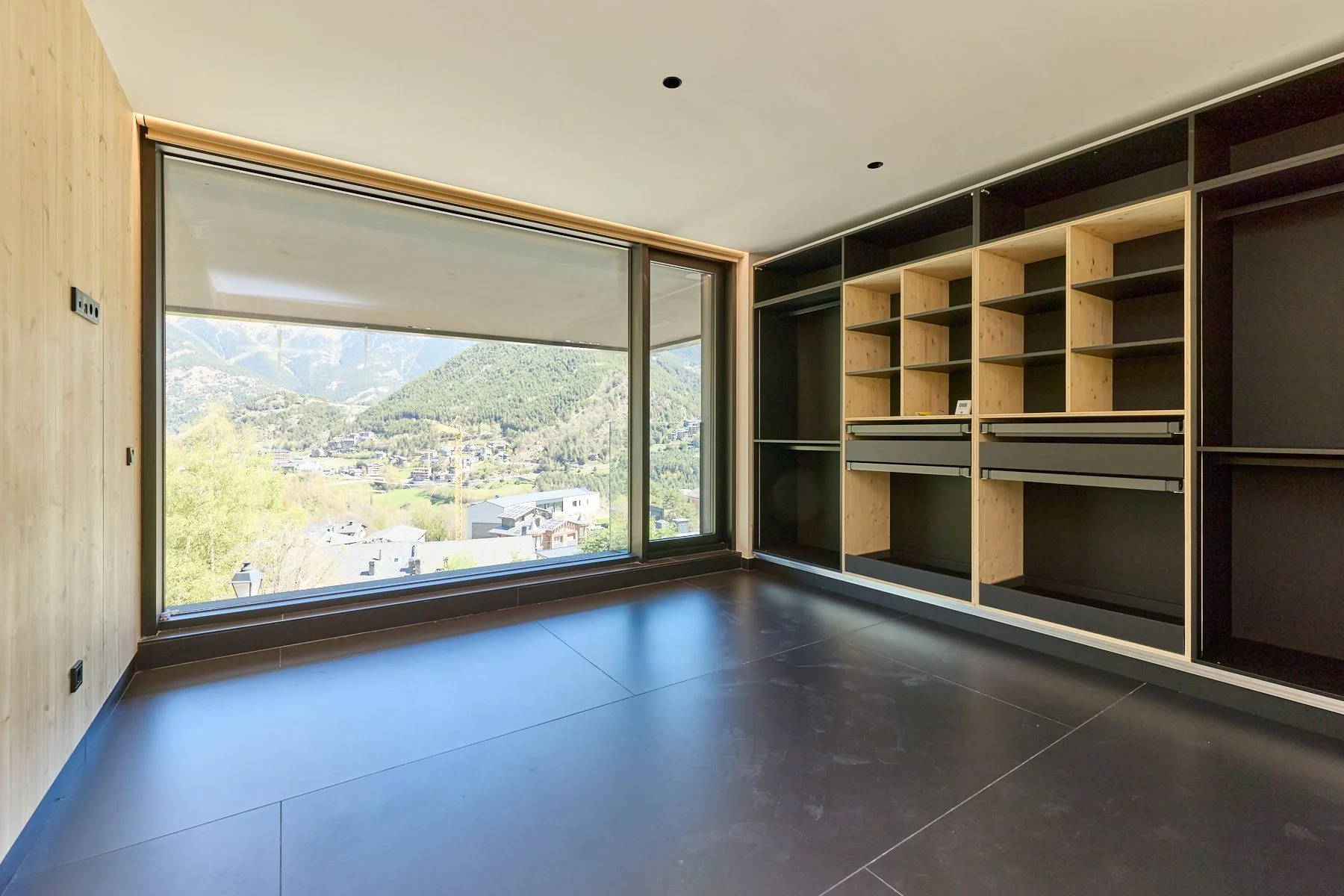 Cautivador chalet para comprar en Sispony, actualmente alquilado, Ideal inversores