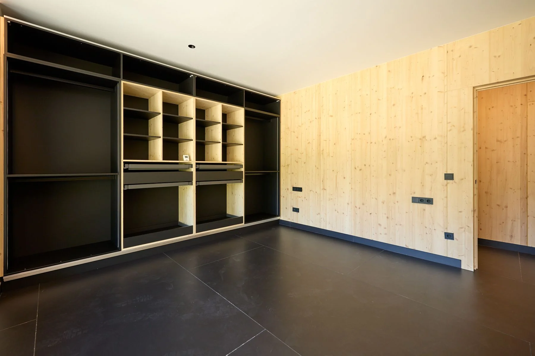 Cautivador chalet para comprar en Sispony, actualmente alquilado, Ideal inversores