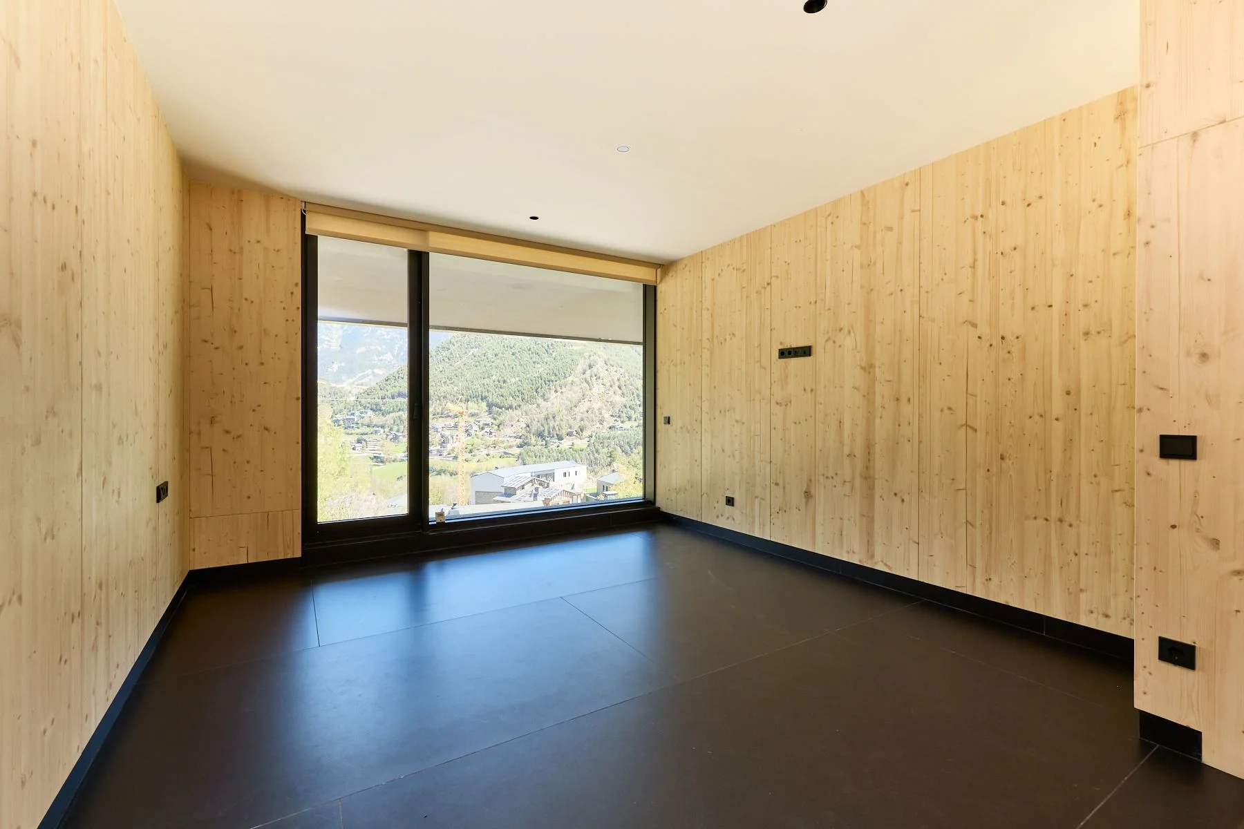 Cautivador chalet para comprar en Sispony, actualmente alquilado, Ideal inversores