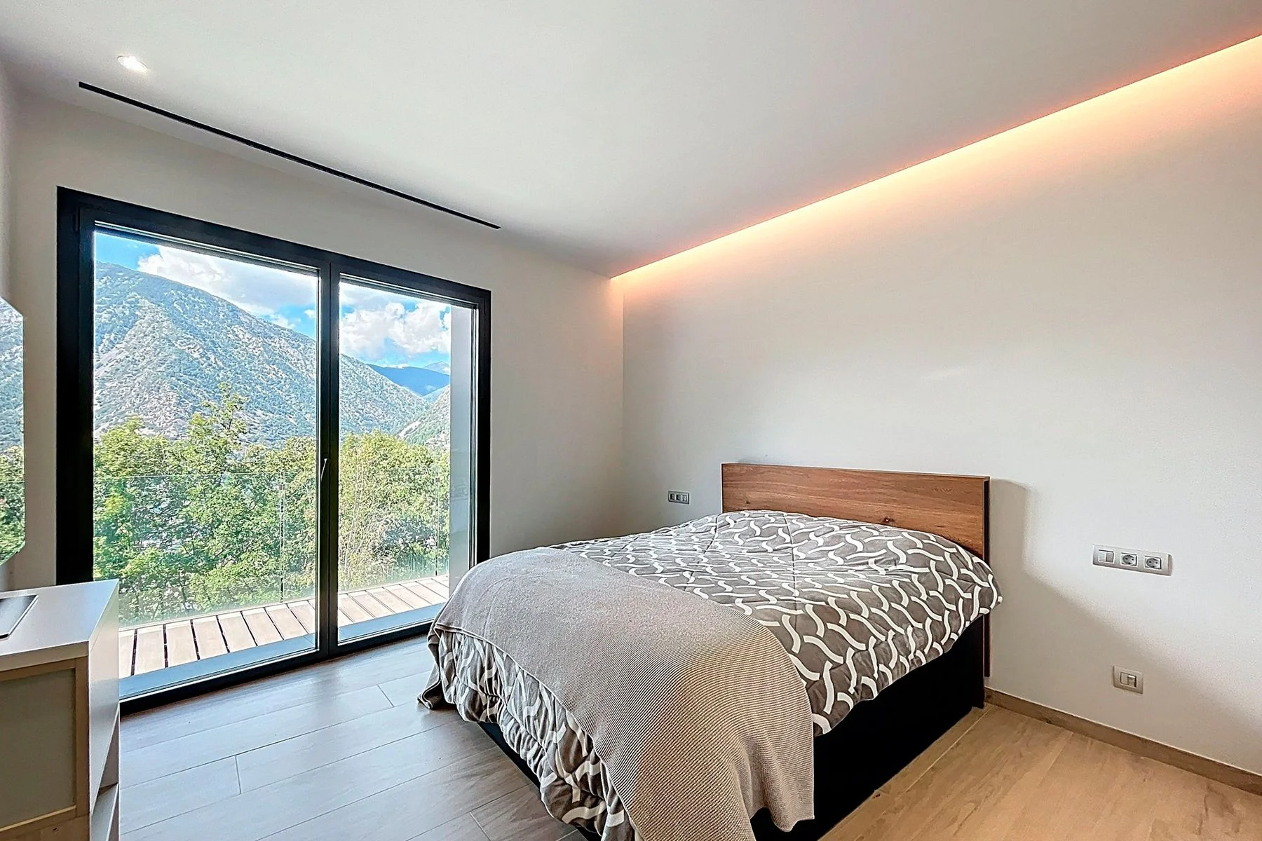 Exclusiu xalet amb vistes captivadores per comprar a Andorra